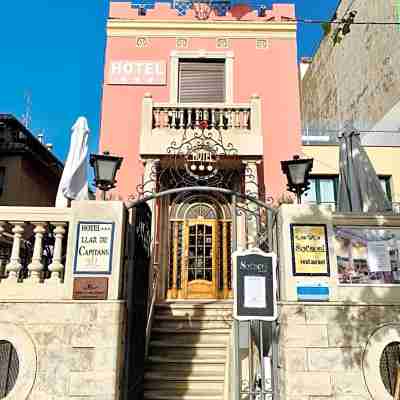 Llar de Capitans Hotel Exterior