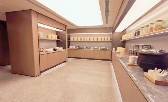 JI Hotel (Tonghua Railway Station Square)