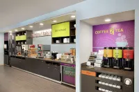 Home2 Suites by Hilton Fort St. John - breakfast