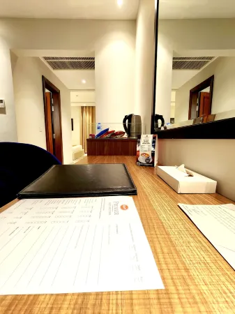 Best Western Premier Hotel Gulberg Lahore Отели рядом с достопримечательностью «Зоопарк Лахор»