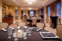 Tutwiler Hotel Birmingham, a DoubleTree by Hilton - parking