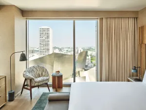 Conrad Los Angeles