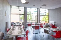 Adagio Access Grenoble - Desayuno