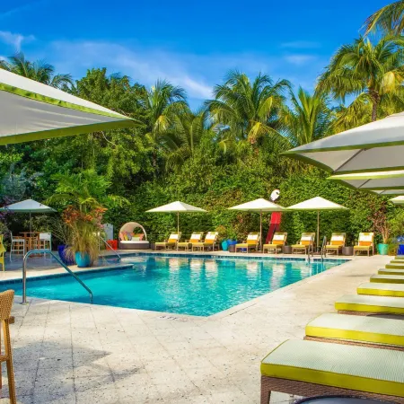 Parrot Key Hotel & Villas