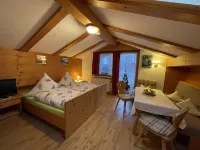 Fricken Hotel a 