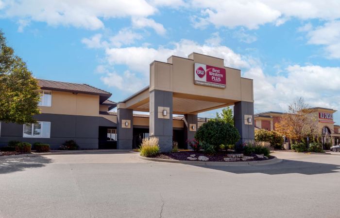 Best Western Plus Dubuque Hotel  Conference Center
