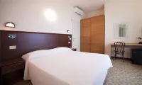 Hotel Metropol Hotels near Cozza Amara