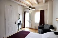 Isioni Pension