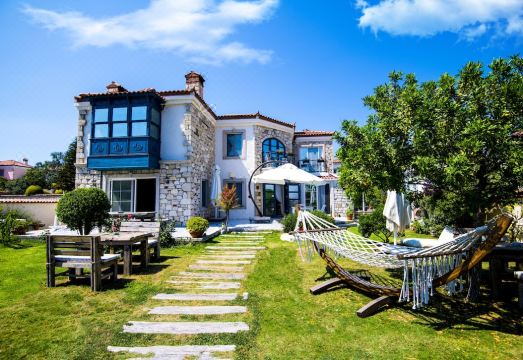 술탄 코낙 호텔