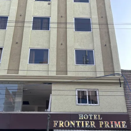 Hotel Frontier Prime Отели рядом с достопримечательностью «Железнодорожный вокзал Кота»