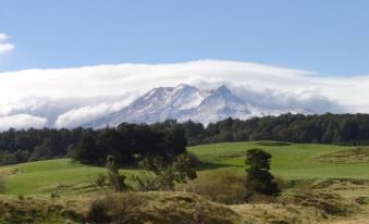 Cairnbrae House