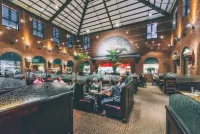 O.Henry Hotel - 4-Star