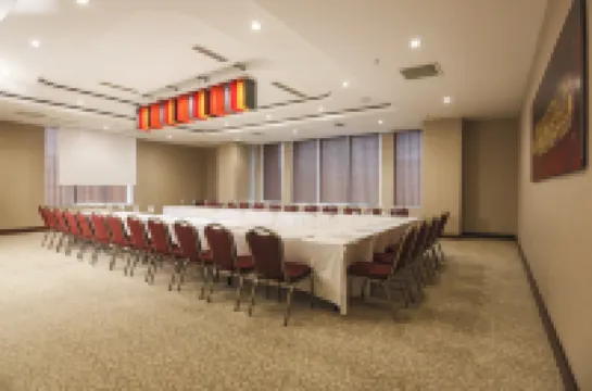 Nevali Hotel & Convention Center