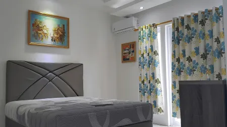 Royal Guest House Tasikmalaya Отели в г. Tawang