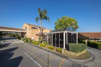 Best Western Airport Motel and Convention Centre Hotels in Attwood