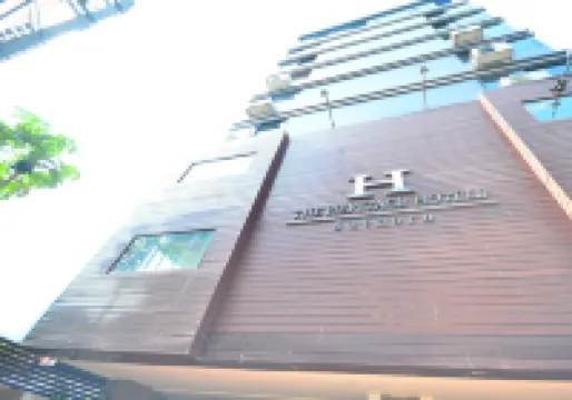 โรงแรมเฮอริเทจ สาทร โรงแรมใกล้สถานีบีทีเอสสุรศักดิ์