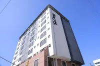 Tolip Olympia Hotel Hotels near Ellilta Products