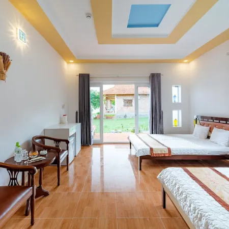 Vung Bau Resort Отели рядом с достопримечательностью «Van beach»