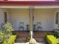 Liza's Cottage Guesthouse