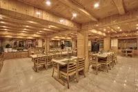 Snow Peak Retreat & Cottage