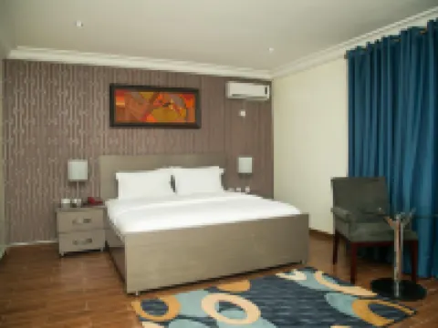Bella Afrik Hotels in Jabi