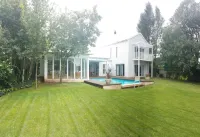 Indigo Moon Guesthouse Hotels near NWK Limited - Lusthof Grain Silo