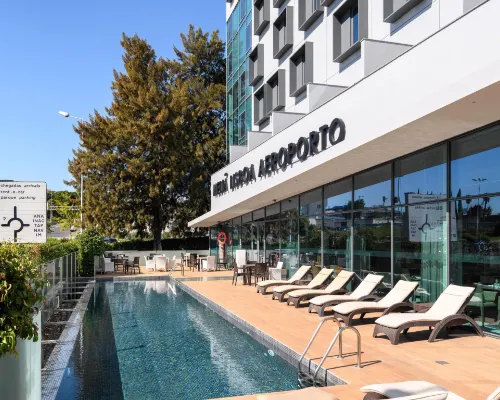 Meliá Lisboa Aeroporto Hotels near Olivais