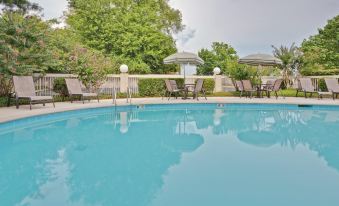 Holiday Inn Express Nashville-Hendersonville