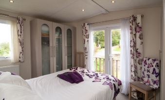 Summer Lodge Luxury Caravan in Hastings Free WiFi