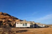 Spitzkoppen Lodge Hotels in Henties Bay