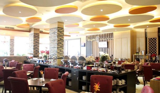 사파이어 스카이 호텔