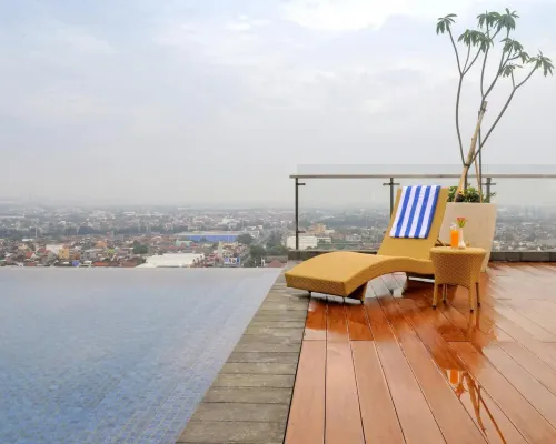 Louis Kienne Hotel Pandanaran Hotels in Central Semarang