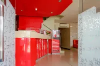 RedDoorz Near Kendari Beach 2 Hotels in Kendari Barat