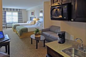 Holiday Inn Express & Suites North Bay