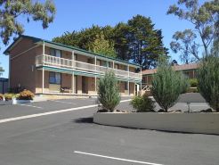 Hideaway Motor Inn