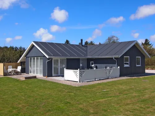 "Emmarenze" - 400m from the Sea - 4-Star