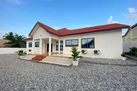 The Cabyn Boutique Hotel Отели в г. Адента Мунисипалити