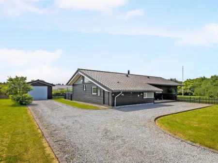 "Tatyana" - 1.0km from the Sea