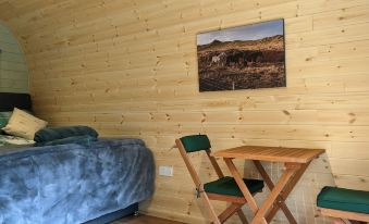 Emlyn's Coppice - Luxury Woodland Glamping