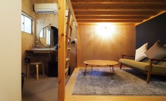 Tomarigi Hostel Shu