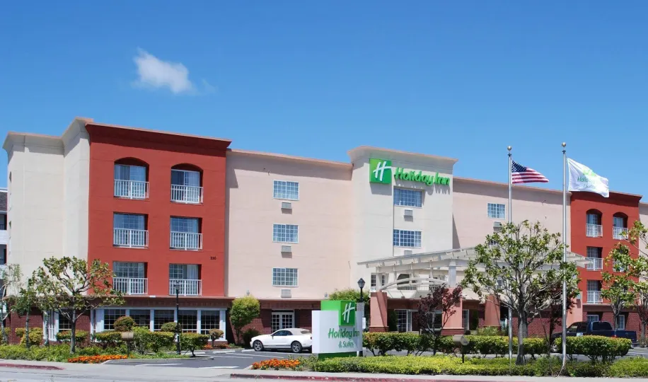 Holiday Inn & Suites San Mateo - SFO, an IHG Hotel