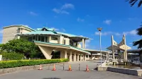 The Grand Hotel Ginowan Hotel dekat Nakagusuku Park