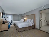 Fairfield Inn & Suites Fort Worth Downtown/Convention Center Hotels near Fort Worth T&p Station