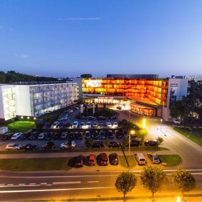 Hotel Aquarius Spa Hotels near Town Hall