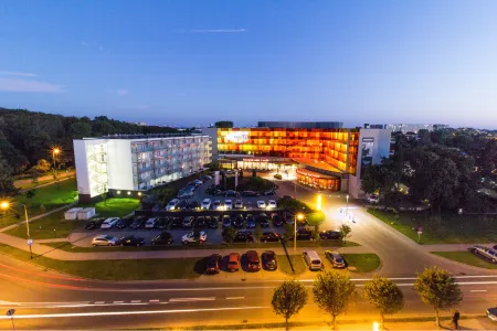 Hotel Aquarius Spa Отели в г. Колобжег