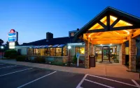 AmericInn by Wyndham New Richmond Hotels near Doar Prairie Savana