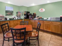SureStay Plus Hotel by Best Western Bettendorf - Frühstück