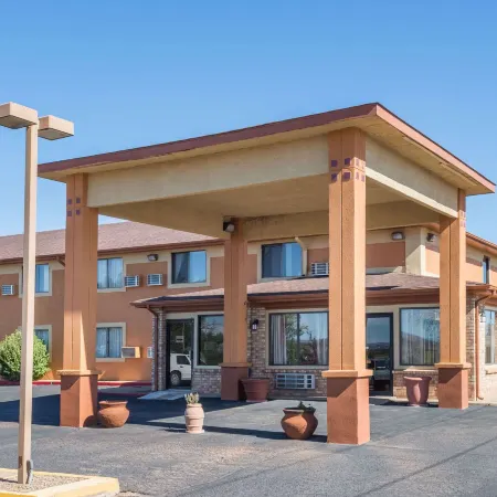 Super 8 by Wyndham Tucumcari