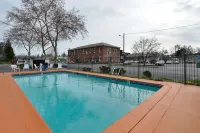 Americas Best Value Inn Chico - Pool