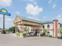 Days Inn by Wyndham New Braunfels Hotels near New Braunfels